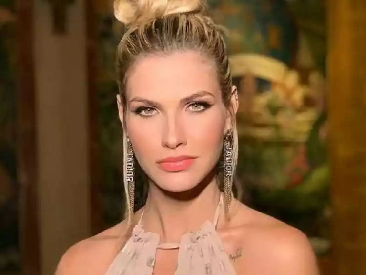 Imagem Andressa Suita
